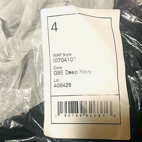 NWT Theory Power One-Button Modern Corduroy Women's Jacket DEEP NAVY size 4 - Picture 7 of 9